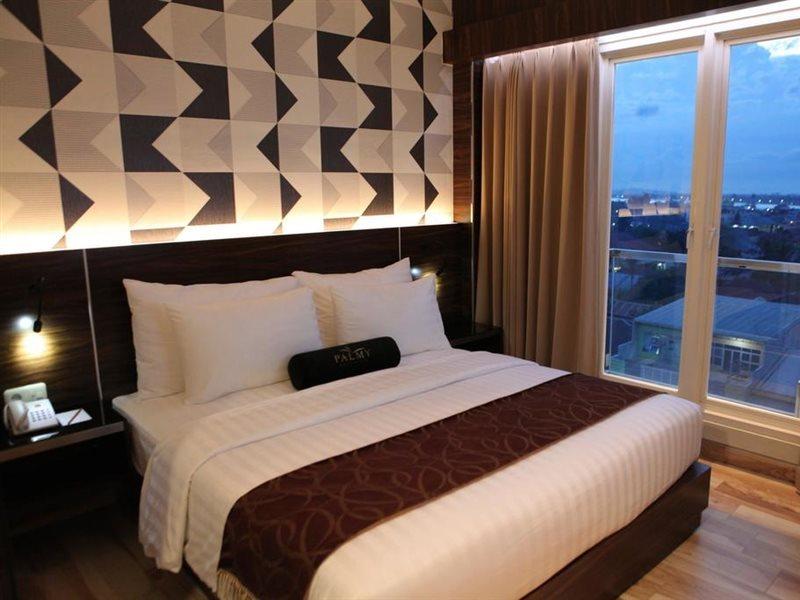 Palmy Exclusive Hotel Tanjung Redep Exterior foto
